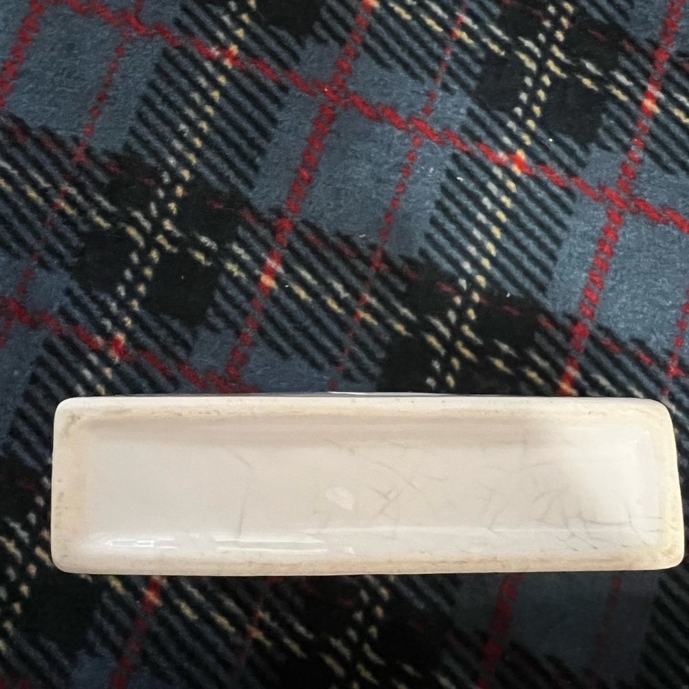 Vintage rectangular White Ceramic Chimney Vase - Picture 7 of 11